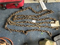 Approx. 20' Log Chain with Hooks