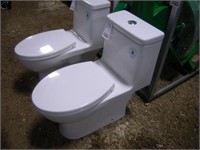 CAROMA 1 PIECE TOILET (6 MONTHS OLD)