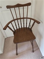 Windsor Chair 
37×26×17