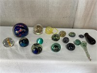 Decorative Art Glass Paperweights & Decor