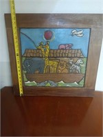 WOODEN NOAHS ARK CARVING/ PAINTING