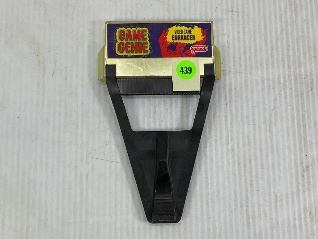 GAME GENIE  GAME ENHANCER FOR NES