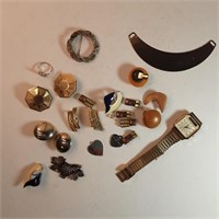 Assorted jewelry lot