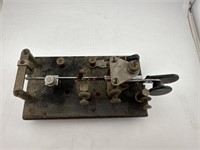 Vintage 1943 US Army Signal Corps Vibroplex