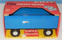 Ford Forage Wagon w/ box