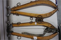 2 PAIRS OF CHROME TOP HORSE HAMES