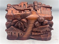 Carved wooden box Honduras