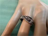 STERLING SILVER RING SIZE 8