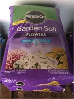 Miracle- Gro Potting Soil For Flowers