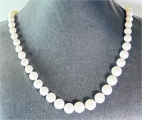 22" Sterling White Graduated Coral Necklace 58 Gr