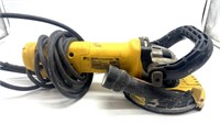 DeWalt 4 1/2” Grinder W/ Surfacing Shroud - Works