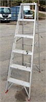 Underwriters Laboratories 6ft Aluminum Stepladder