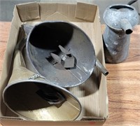 2 FUNNELS & GALVANIZED OIL CAN