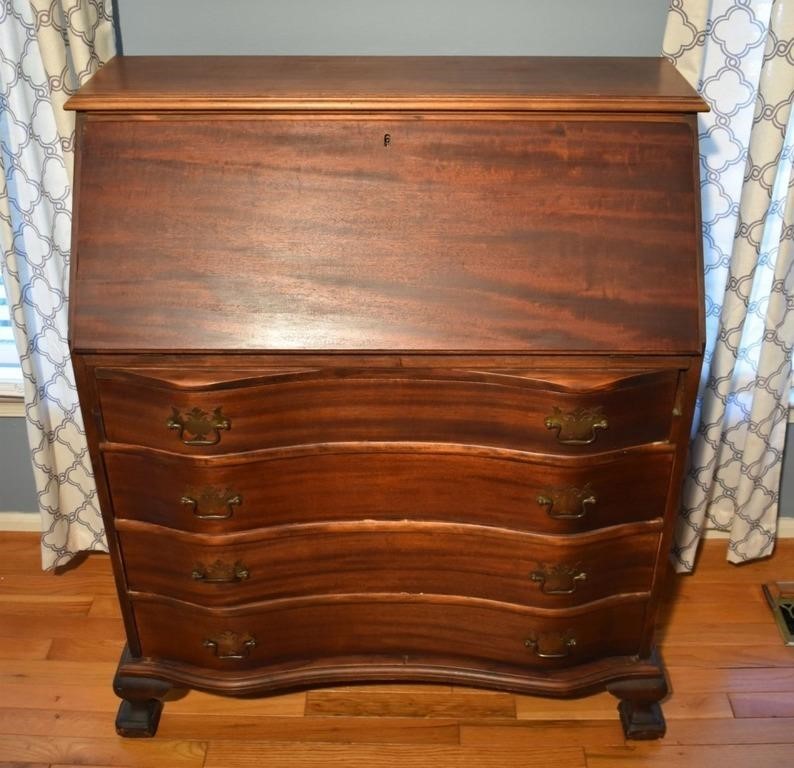 Mahogany 4 drawer slant top desk with fitted inter