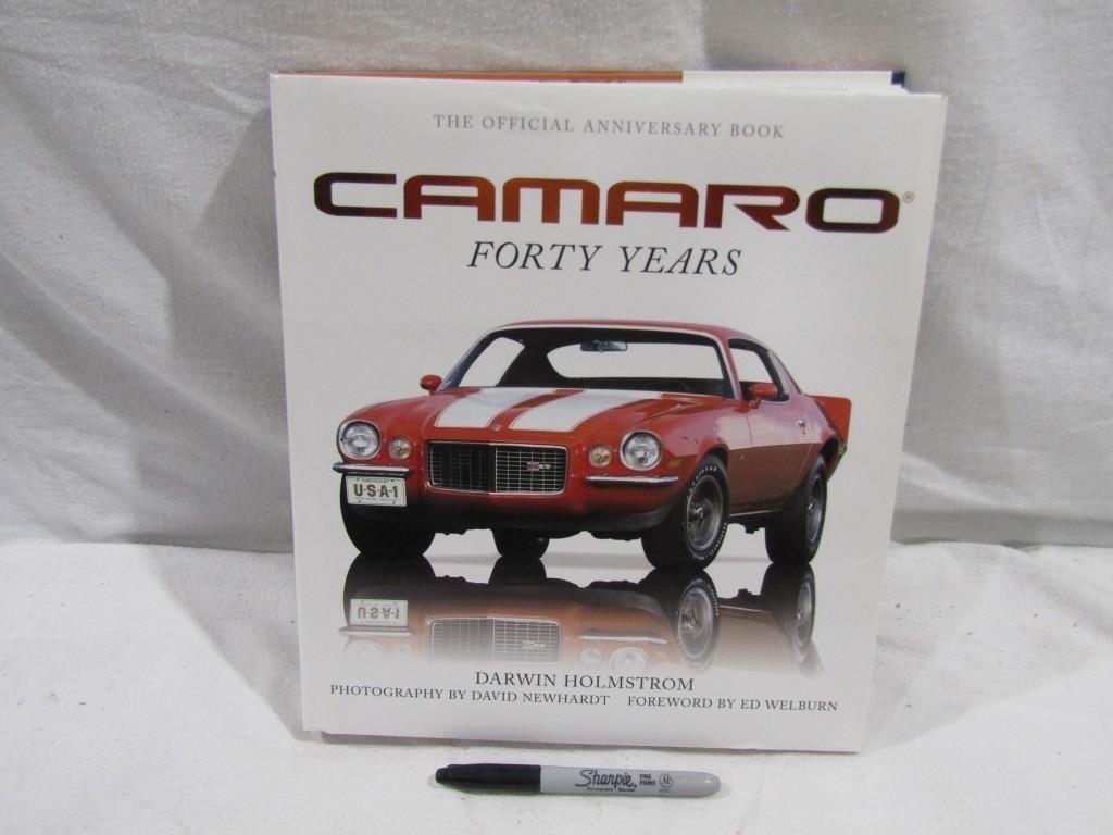 Official Anniversary Camaro Book (Hardcover)
