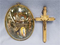 Lot of 2: Diorama from Lourdes and a wooden crucif