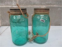 2 Solar Lighted Jars