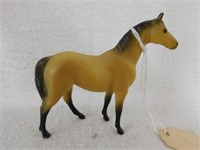Breyer Stablemates buckskin horse Swaps mold