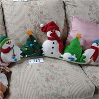 Holiday Stuffed Creatures, Draft Snowmen