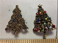 Christmas tree pins with rhinestones