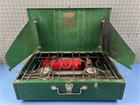 COLEMAN 413G CAMPING STOVE VINTAGE