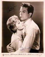 Warren Beatty and Vivien Leigh signed portrait pho