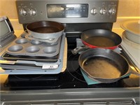 Bakeware and frying pans