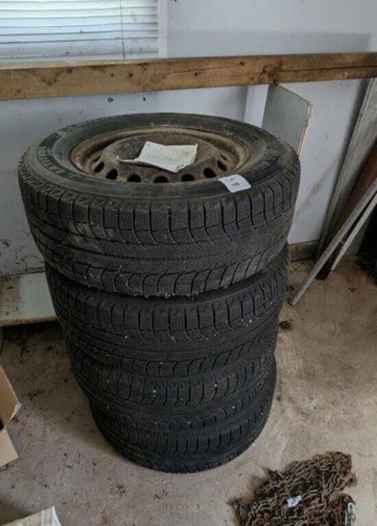 235/65R16 Winter tires/Honda rims