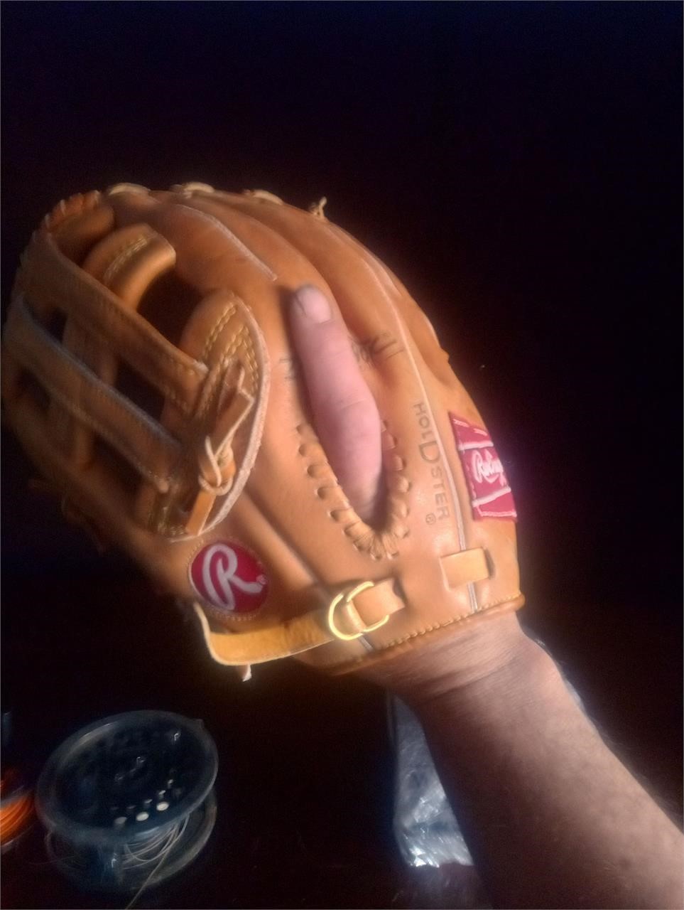 Right-handed glove