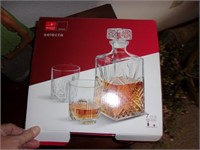 Crystal Liquor decantor and glasses
