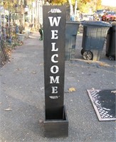 Welcome sign planter box
