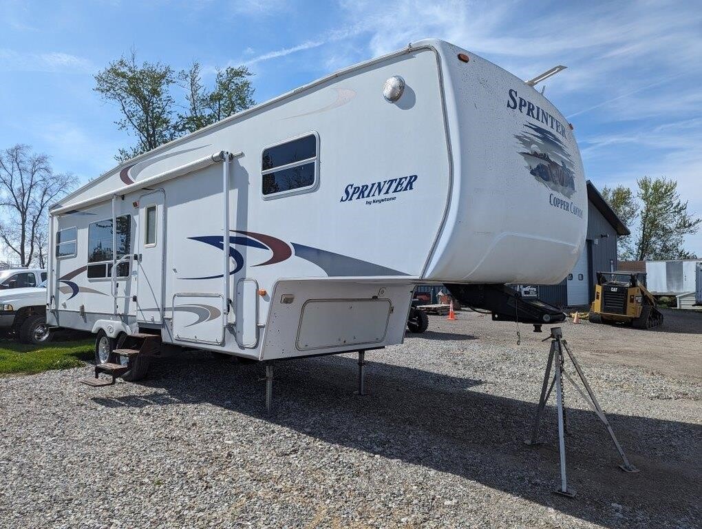 2005 Sprinter 293FWSLS Fifth Wheel Camper