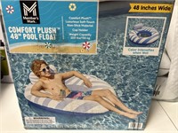 MM 48 in pool float