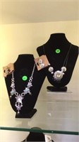 2 NECKLACE & EARRING SETS