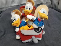 Disneyland Resort Pro Donald & Nephews In Car