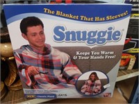 SNUGGIE KEEPS YOU WARM AND YOUR HANDS FREE
