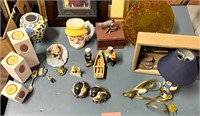 Miscellaneous lot of collectibles