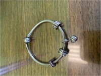 Pandora Bracelet with x4 Charms