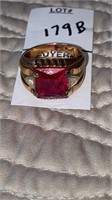 Men’s ring. Red stone. Hallmarked but unreadable