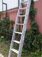 24' ALUMINUM EXTENSION LADDER