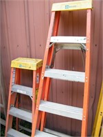 (2) 4' FIBERGLASS STEP LADDERS & (1) 6" LADDER