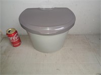 Bac de comptoir pour compost