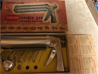 Vintage Wearever cookie gun