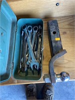 Hitch, toolbox and wrenches