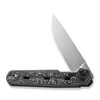 We Knife Gray Navo Carfib Handle Flipper Knife