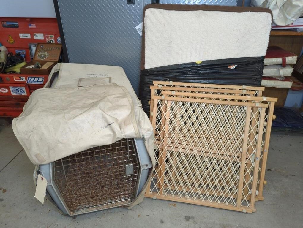 DOG CRATE W/ COVER, DOOR GATES, DOG BED