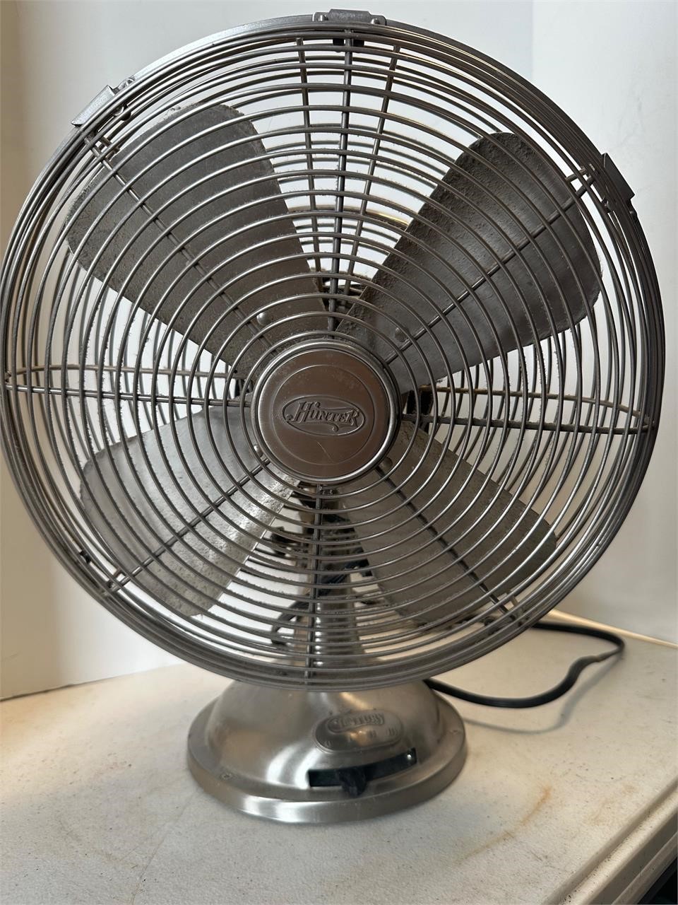 Vintage Hunter Century electric fan