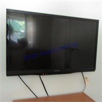 Sharp 32" flat screen TV