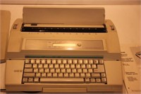 Rare Sears Elec. Typewriter w/manuals