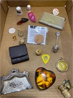 Pendants, picks, thimbles & compact